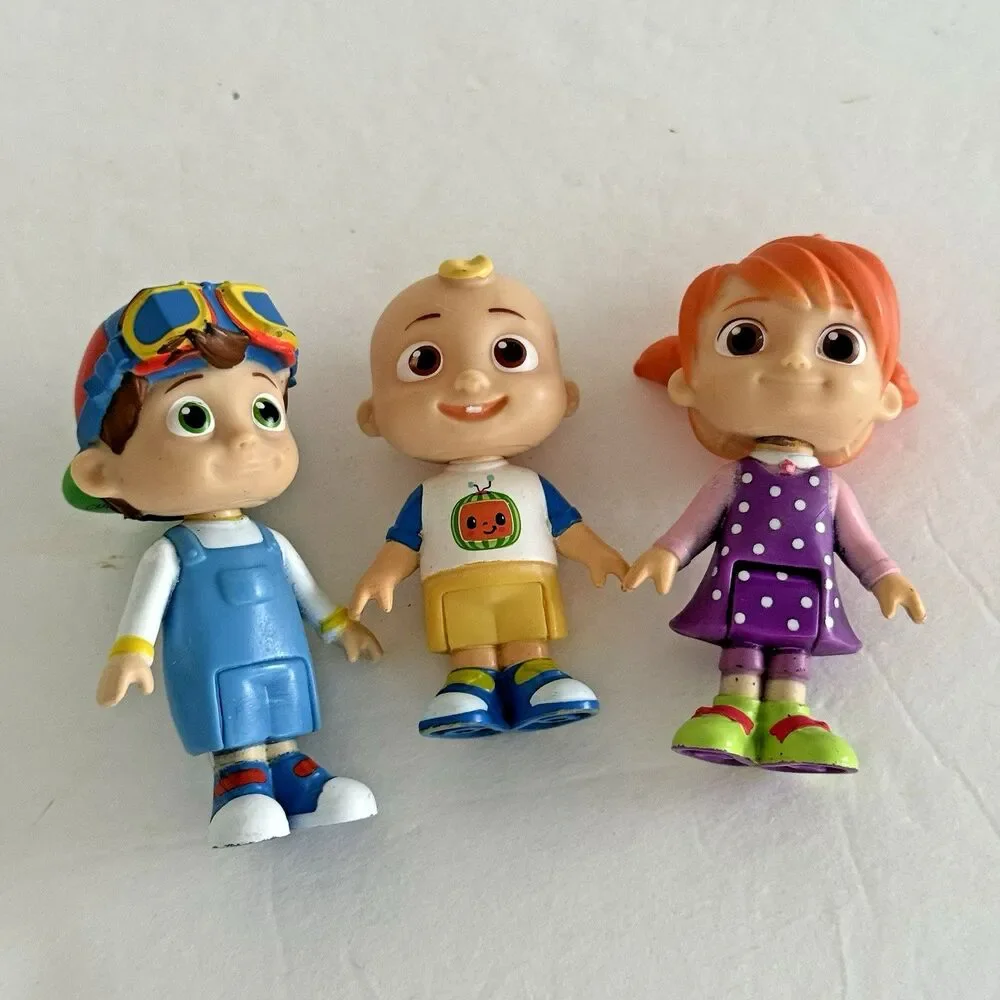 Cocomelon JJ YoYo TomTom with Goggles Action Figure  3